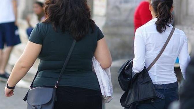 Do consider overweight people to have a health problem?