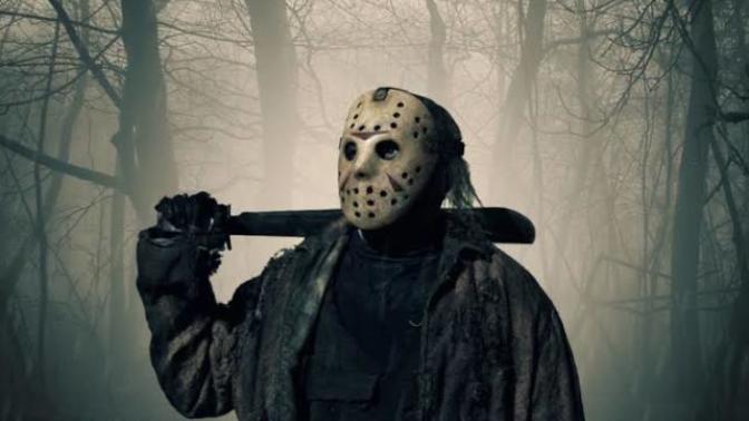 What are some awesome Horror movies with Gore to watch?