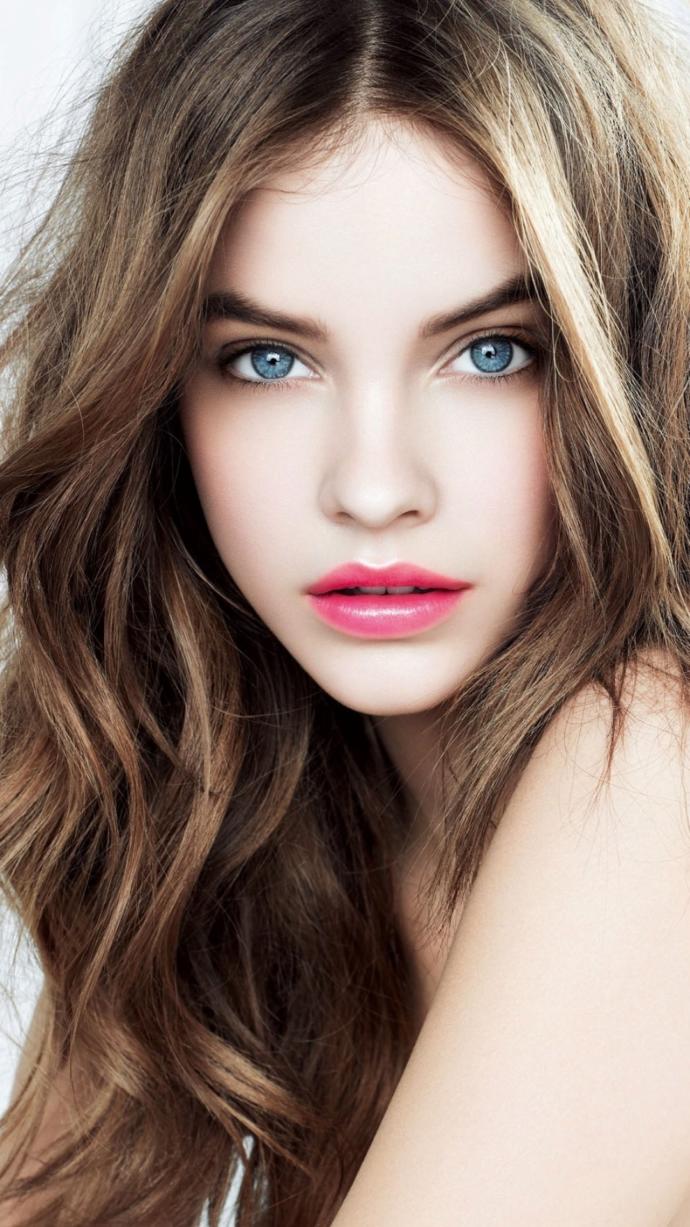 What celebrity would you rate as a perfect 10?