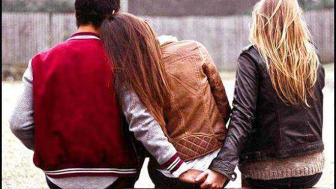 How do you prefer to date? One person at a time or multiple people at once?
