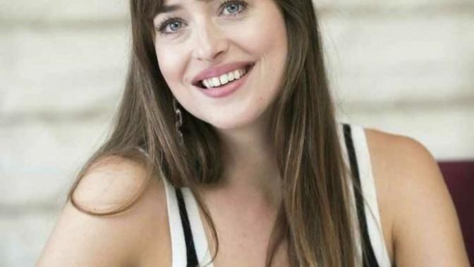 Do you think Dakota Johnson is beautiful or average looking?