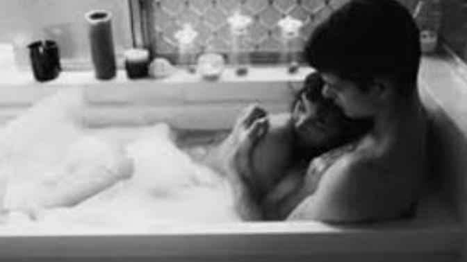 Who gets a warm fuzzy feeling from this pic? who wants this to be them with their bae? anyone want this rn?