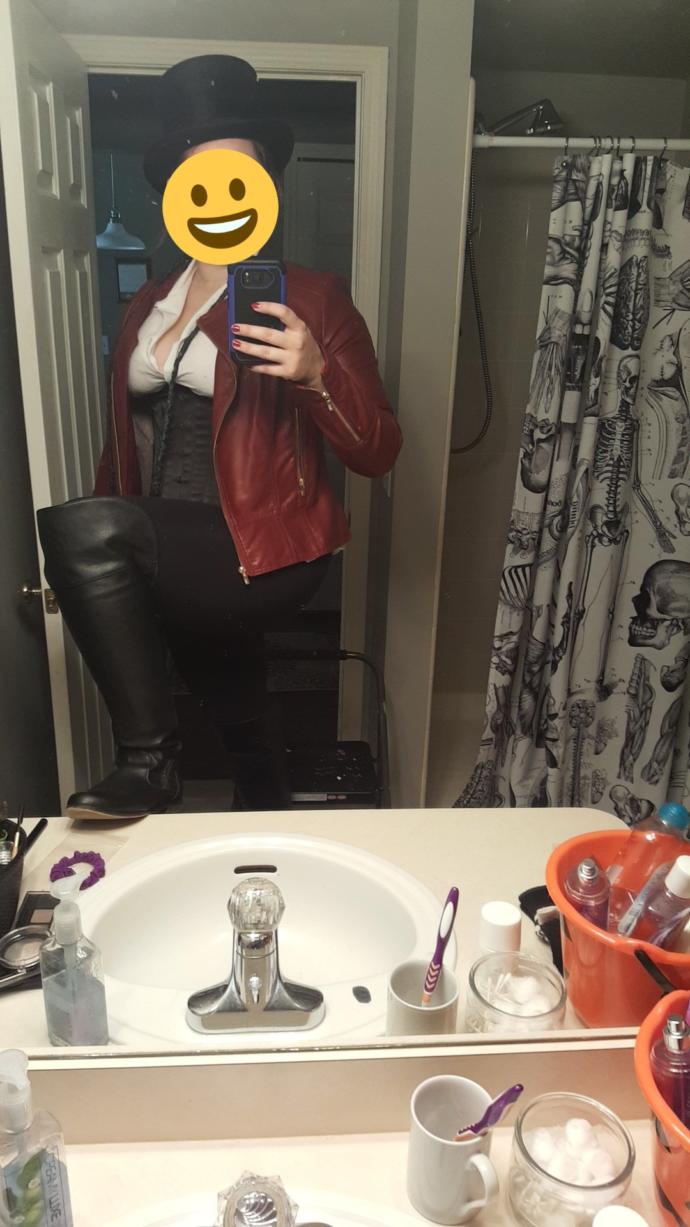 Help me pick my Halloween costume?