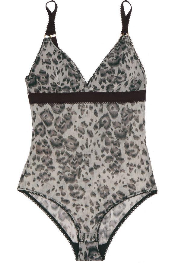 Can you wear a bodysuit under a MMA GI?