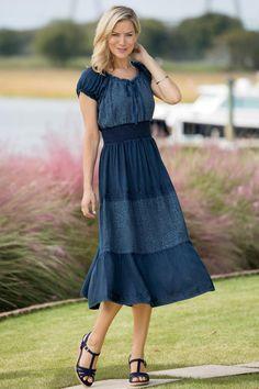 Are there disadvantages to women wearing modest clothes?