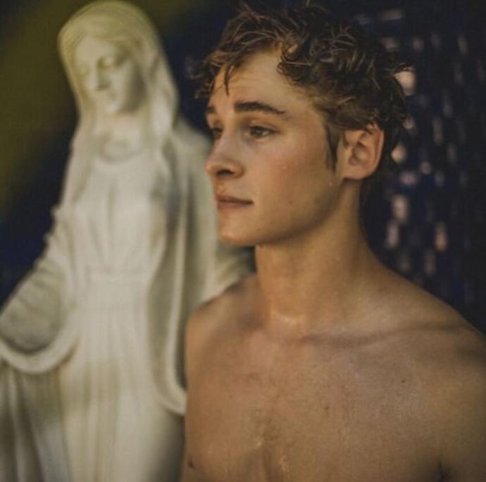 Are Darker Features seen as more Masculine on Guys?