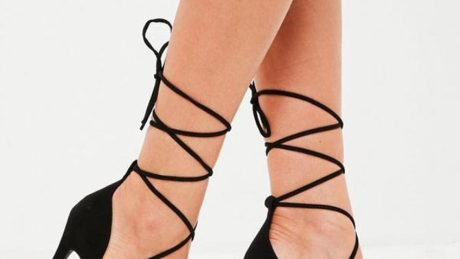 If you accidentally step on a guy’s hand with heels can you cause permanent damage?