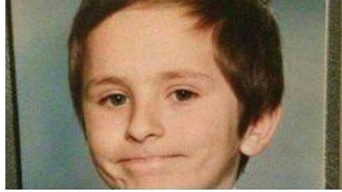 What does this facial expression mean (white people smile)?
