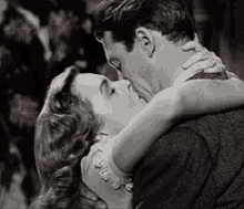 Best kissing and/or sex scene in (nonpornographic) movie?