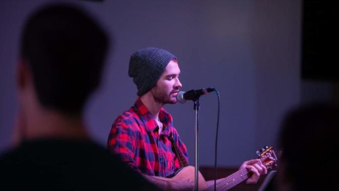 Girls, Do I look too much like a hipster musician?