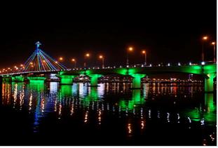 What would you like to visit in central Vietnam? 