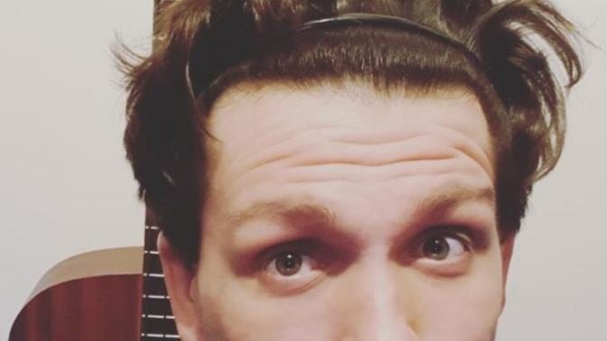 Alice Bands On Guys?