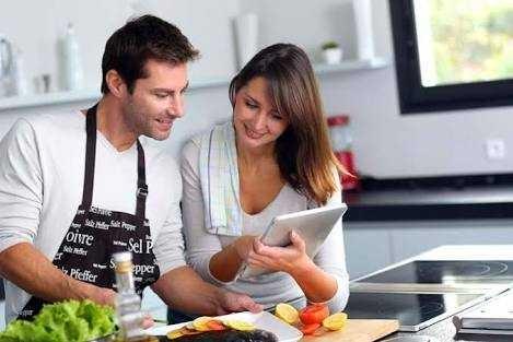 Girls, would you marry a house husbands?