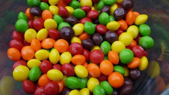Whats everyones least and most favorite colors when in comes to candy?