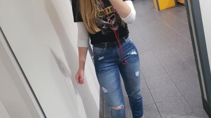 (Guys) Would you be too scared to ask me out if you saw me?