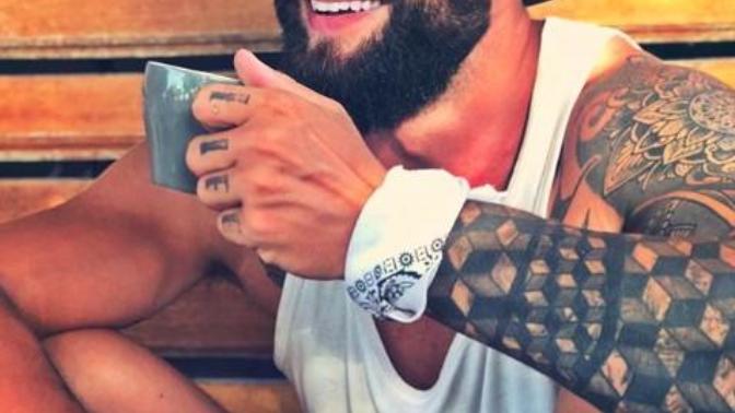Is it possible to be happy without money?