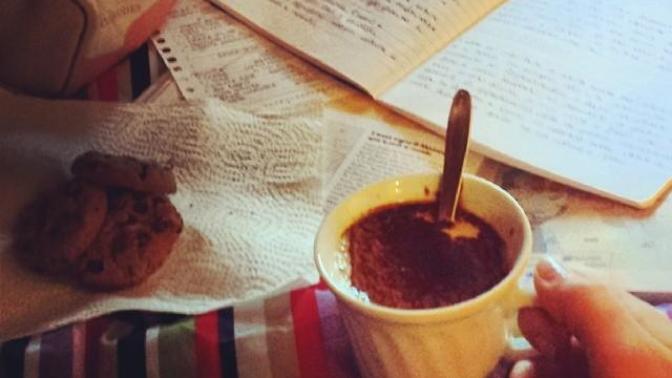 What are some good things to eat or drink while studying?