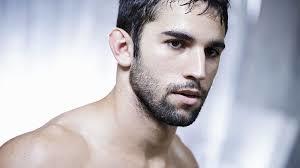 Girls, what for you is the hottest/most attractive amount of facial hair on a guy?
