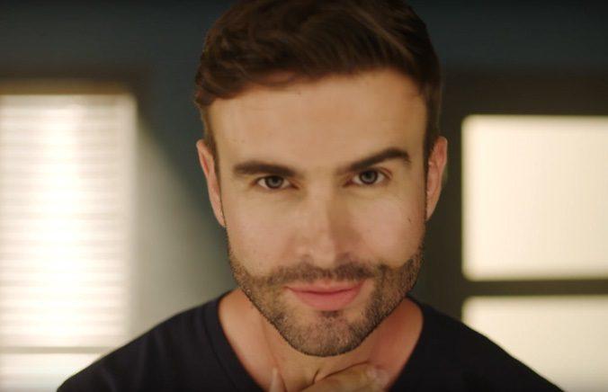 Girls, what for you is the hottest/most attractive amount of facial hair on a guy?