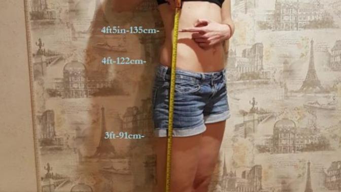 Would you date a woman who is 6'9" ?