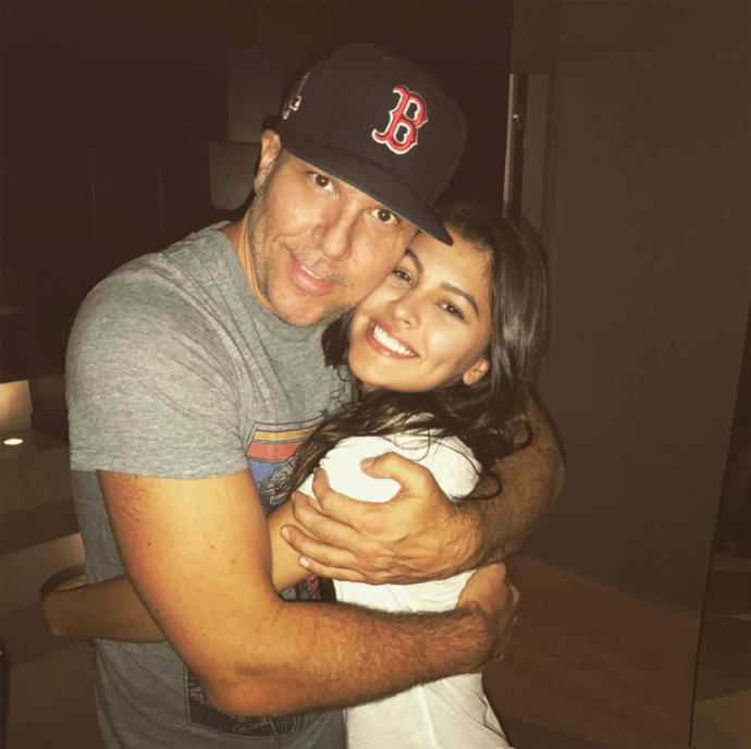 Dane Cook, 45, Dating 19-Year-Old Singer Kelsi Taylor