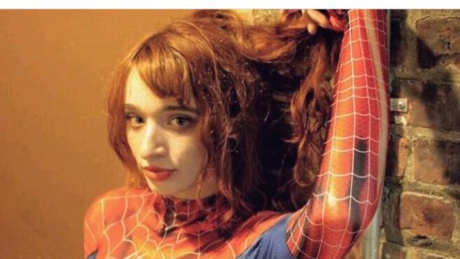 How can you date a patreon/Instagram model?