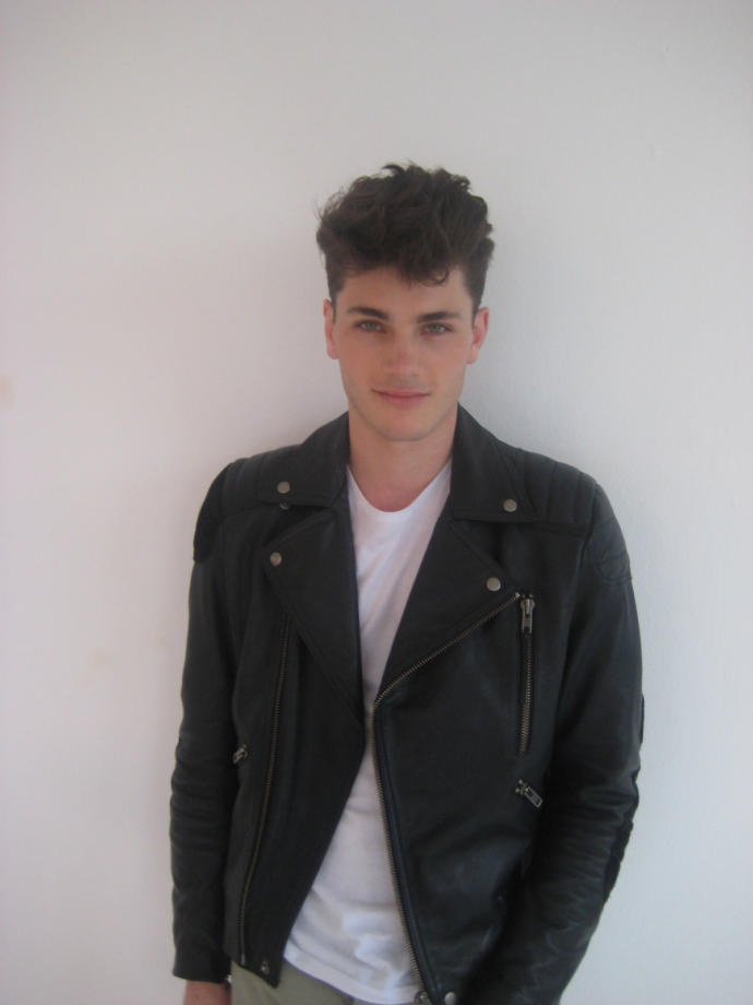 Should today's men strive to be more masculine?