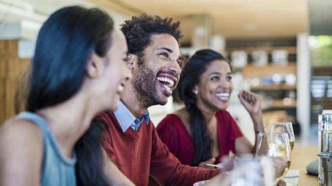 Would it b cool if there was a flat monthly fee 4 a place that was a franchise, that allowed singles that wanted 2 date to hang out 2 find singles?