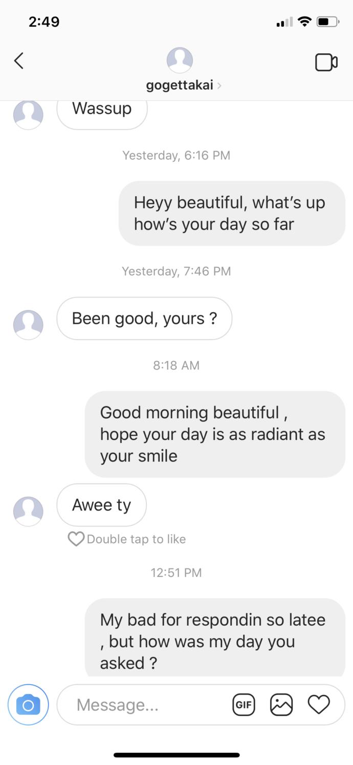 As you guys can see she hmu first but anyway 