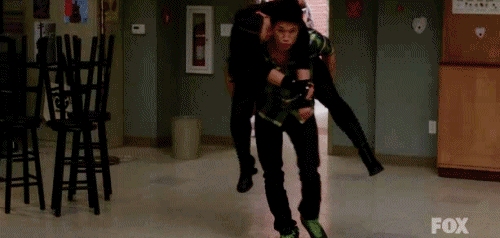 Can you give your partner a piggyback ride 🐖👻?