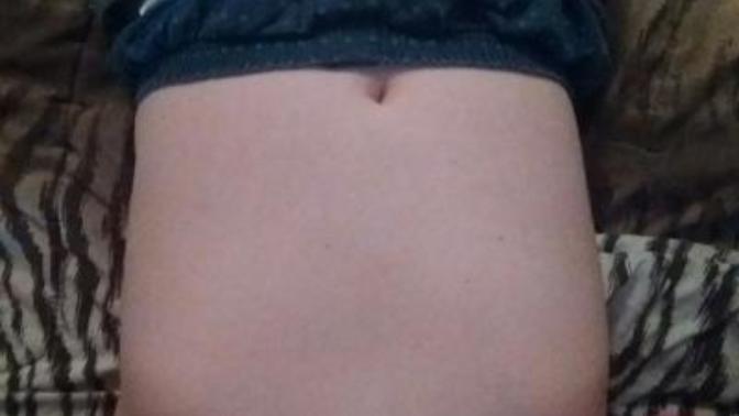 Girls, Is this person overweight or are the OK?