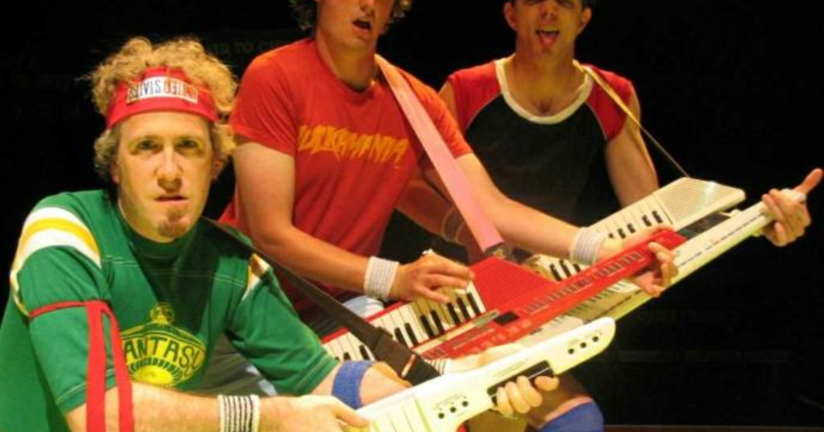 Bands that use keytars in their music? GirlsAskGuys