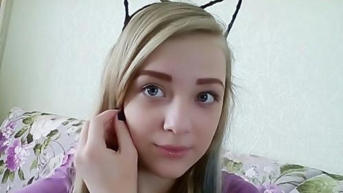 How do girls end up losing their eyebrows?