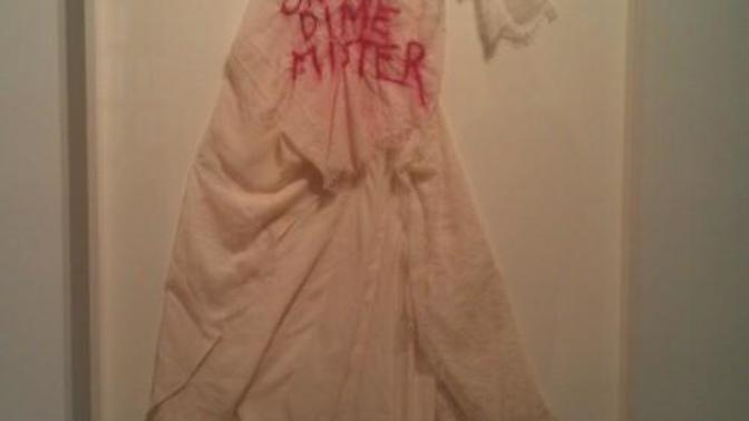 Do you like Courtney Love’s wedding dress?