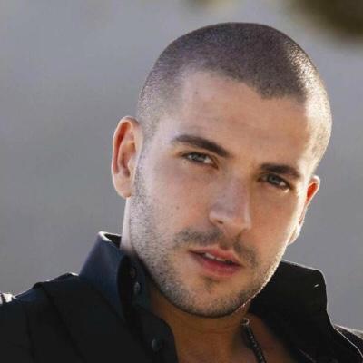 what kind of hair styles do woman like on guys?