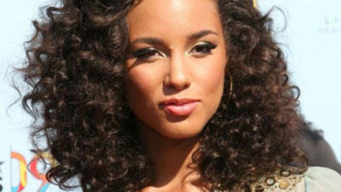 Mulatto Girls (Half Black Half White) vs Eurasian Girls (Half White Half East Asian/Oriental): Which of these two mixed race group of women do you?