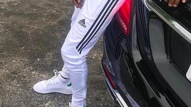 Should I wear black or white shoes with these adidas pants?