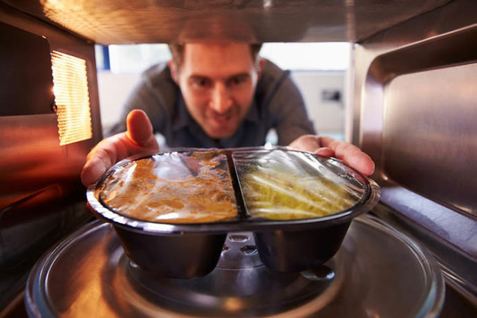 Guys, can you cook?
