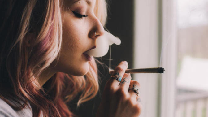 Should the UK legalize marijuana?