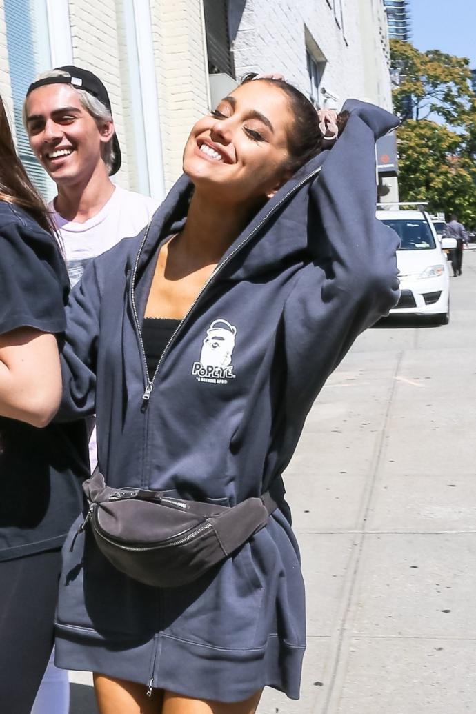 Do people still think Ariana Grande looks like a child/teenager