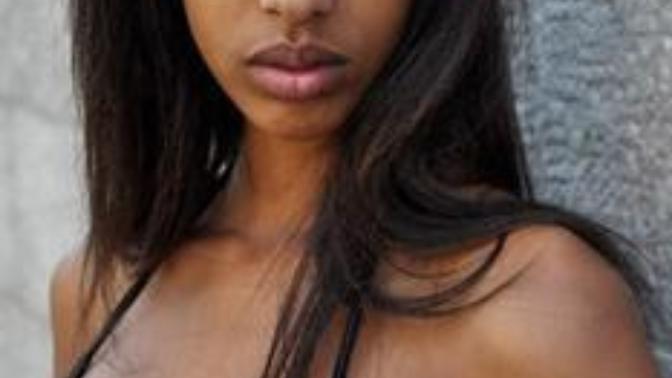Does having a slightly bigger forehead make a girl less attractive?