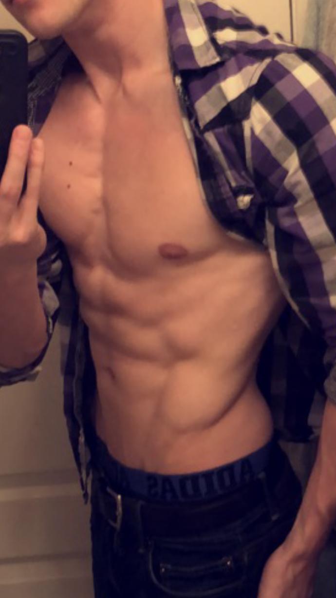 Thoughts on guys sending ripped shirtless pictures to girls?