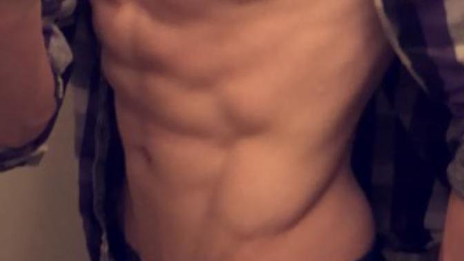 Thoughts on guys sending ripped shirtless pictures to girls?