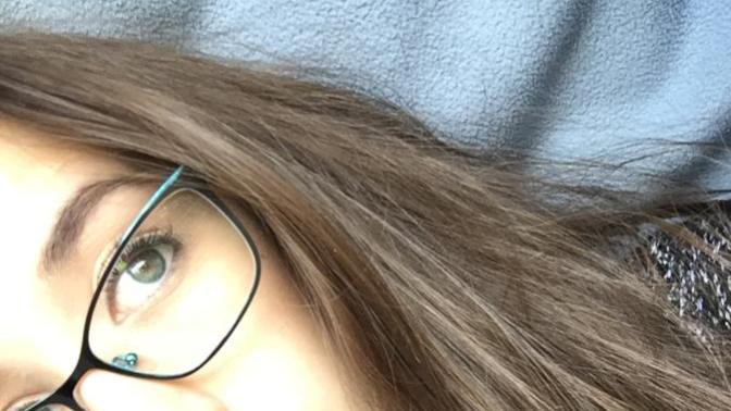 What do you think about this girls eye color?