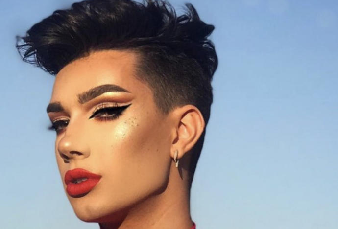 Guys and girls, do you have a makeup routine? If you do how would you describe it?