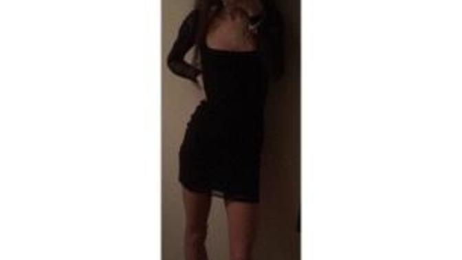 Do guys like petite slim girls?