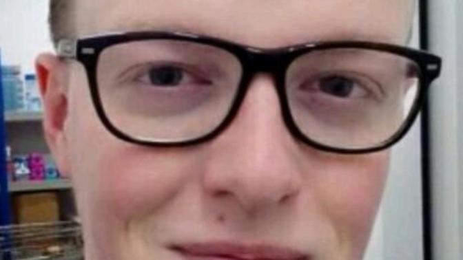 How do I increase my chances of getting a girlfriend or a date?