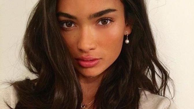 Which model is prettier?