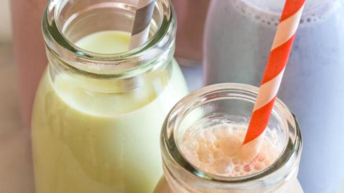 Do you prefer strawberry or banana milk?