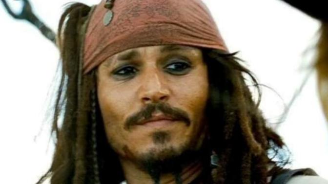 Who's the hottest character in "Pirates of the Caribbean"? Who would you choose if you were Elizabeth?